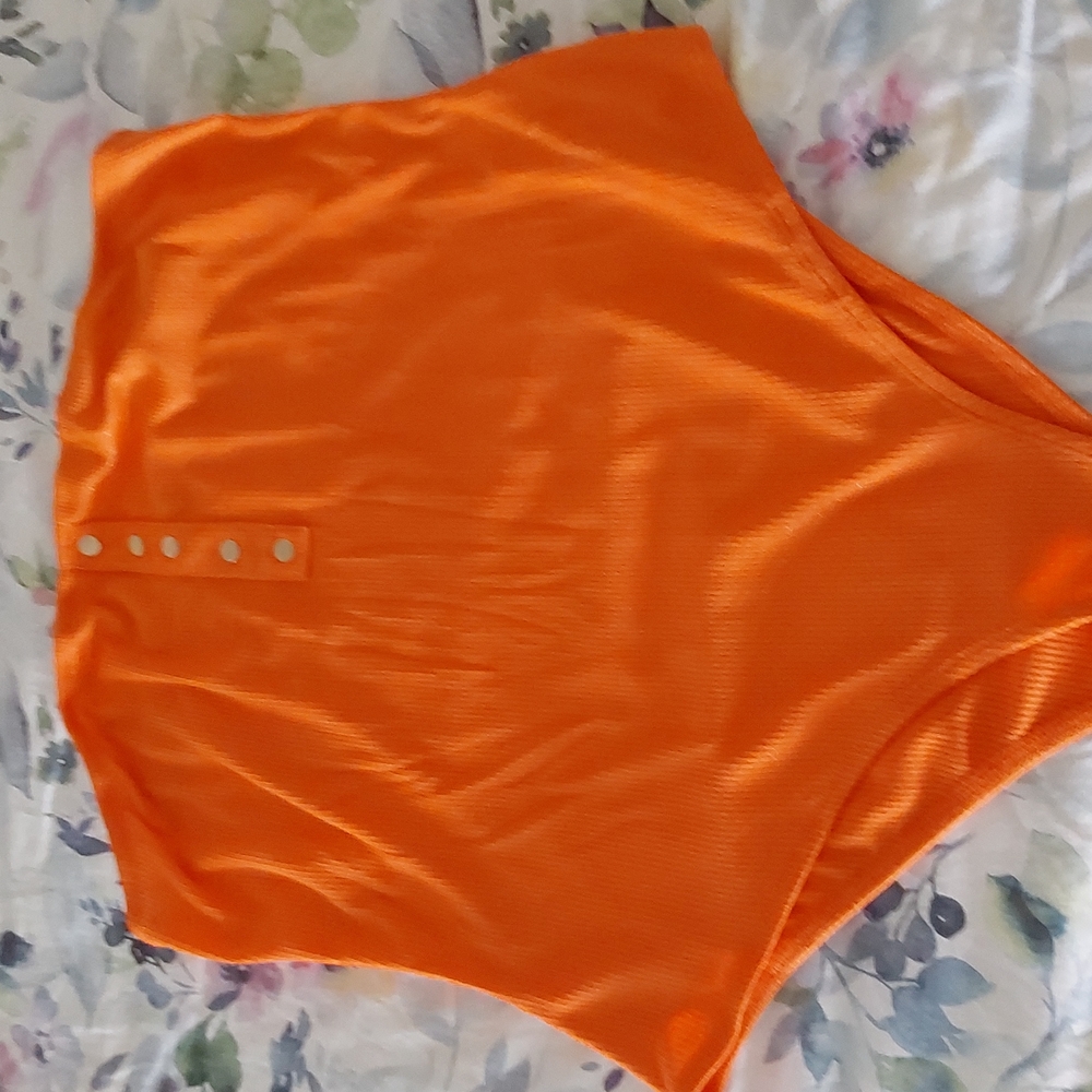 Tube snap bodysuit